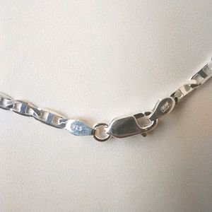 Pure 925 silver chain size 18 inch.