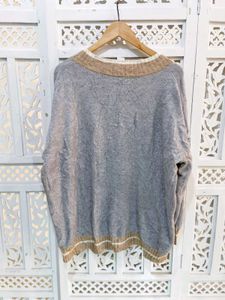 Oversized Grey Stripped Pullover B