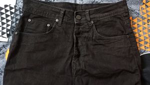 Black High Waist Short