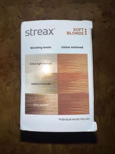Streax Soft Blonde Highlighting Kit