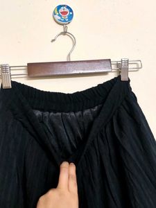Flowy Black Skirt