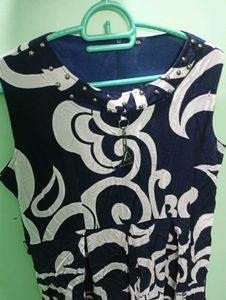 Abstract Sleeveless Dress