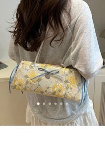 Savana bow shoulder bag