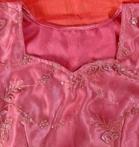 Princess Top With Sweetheart Neck And Puff Sleeve