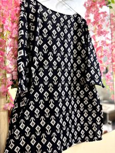 Black Kurti