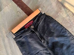 Dark Wash Skinny Jeans