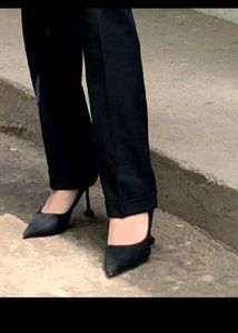 Classic Black Pointed Pumps