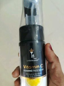 La&#39;Bangerry Vita Foaming Wash