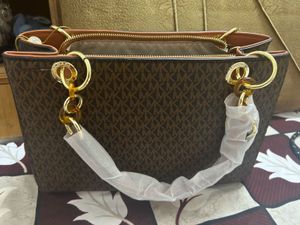 Ready To Dispatch- MK Bag With SIGNATURE ✍️Amazing