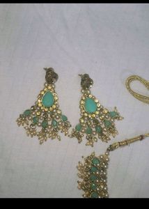 Combo Of Pearl Jewellery Set And Green Studded Se