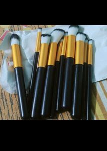 Set Of 10 Make Brush