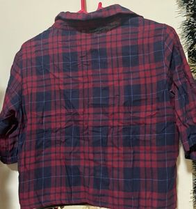 Red &amp; Navy Plaid Cropped Shirt