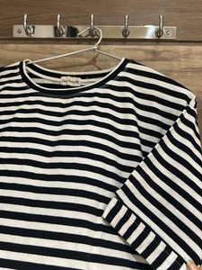 Black Strip Crop Top
