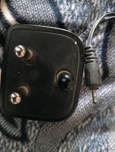 Nokia Mobile Charger with Detachable Cable