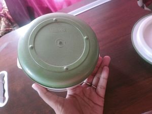 Simple small container