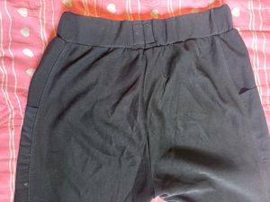 Black Leggings with net pockets