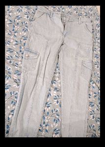 Floral Peplum Top and Cargo Jeans