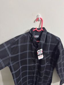 Men&#39;s Black Checked Shirt