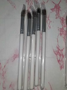 Makeup Brushes
