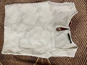 White/silver Top