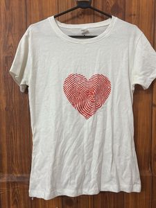 Heart Graphic Regular Tee | 100% Cotton
