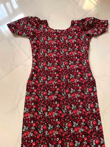 Beautiful Long Kurti With Earrings