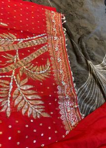 Red Embroidered boutique suit❤️🎀🦋