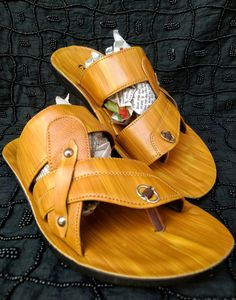 🙀💜🆕 Brandate Golden Colour 🏅leader Slippers🥾.