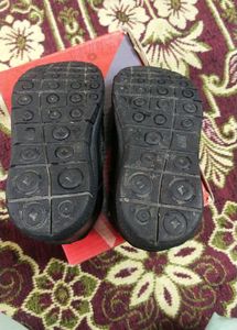 Comfortfit Kids&#39; Black Sneakers - Size Unknown