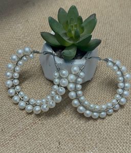 Unused Pearl Earings With Freebie