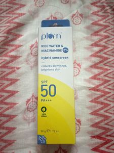 Plum Rice Water & Niacinamide Hybrid Sunscreen