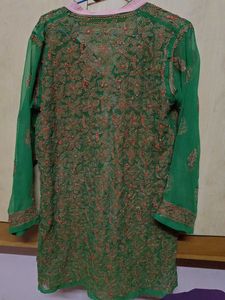 Lucknow Chikankari Handwork Embroidery Short Kurta