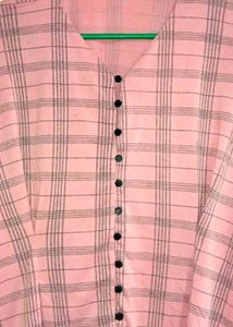 Black Button Peach Top