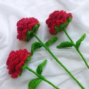 Crochet Red Roses Bouquet