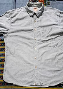 Levi&#39;s Striped Button-Down Shirt