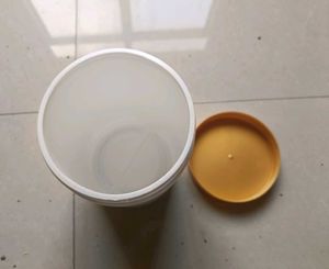 Set of 8 Storage Containers