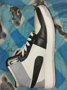 Cool Sneakers