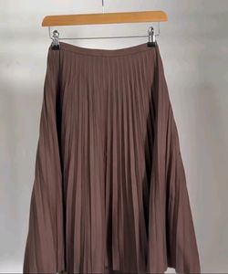 Brown Pleated Skirt