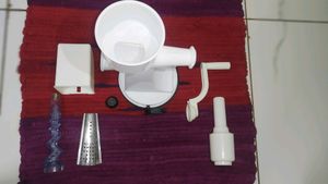 Fruit Juicer 🧃 With Box.