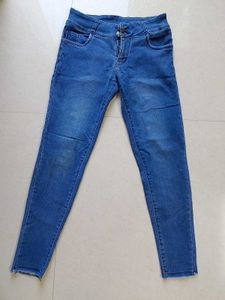 Denim Stretchable Jeans For Women 🎀