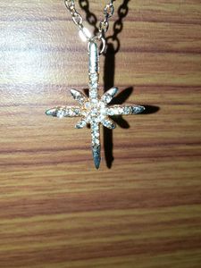 Elegant Pendant Chain