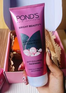 Pond&#39;s Skincare Kit