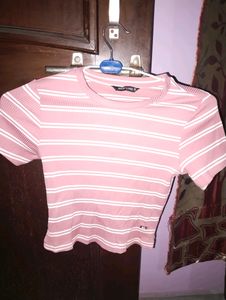 PINK FITTED COQUETTE CROP TOP🎀🫶✨