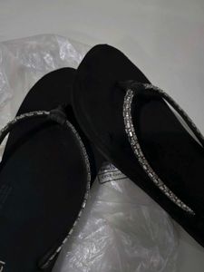 GINGER Women Embellished FlipFlops
