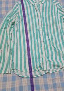 Capri 3/4 Jeans with Stylish Shirt