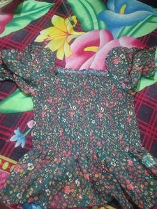 Floral Print Smocked Top