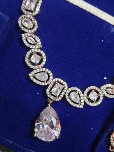 Zircon Necklace Set With CZ Stones