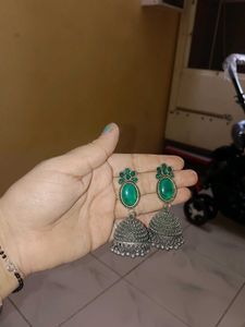 beautiful jhumka