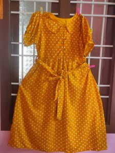 Crepe Feeding Gown