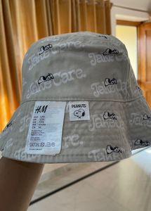 Peanuts x h&amp;m reversible Bucket Hat